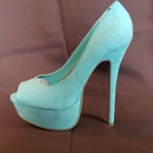 Wild diva 5in stilettos sz 7.5 teal